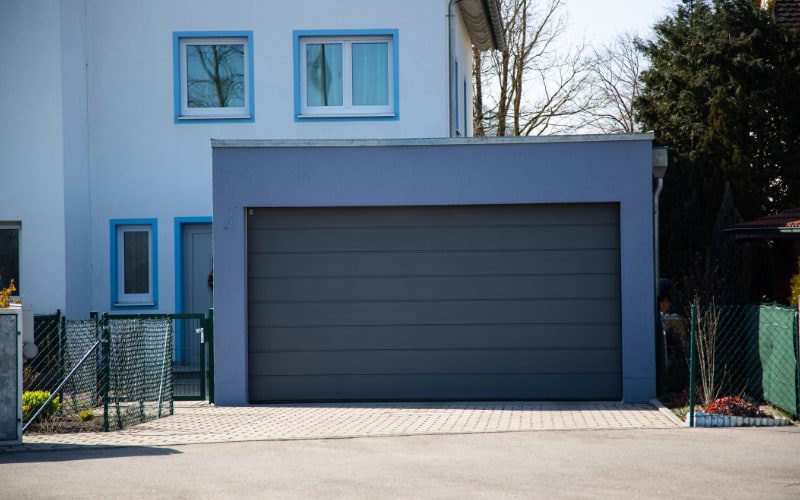 Geavanceerd Openlijk Gehuurd Garagepoorten prijzen: Wat kost een garagepoort? Ontvang offertes